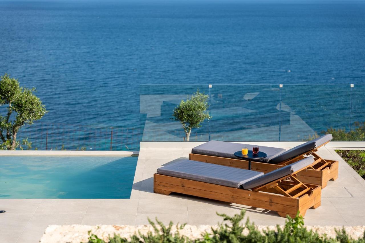 Ktima Agrapidos - Grandpa Villa Poros  Exteriör bild