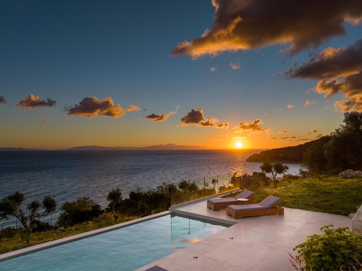 Ktima Agrapidos - Grandpa Villa Poros  Exteriör bild