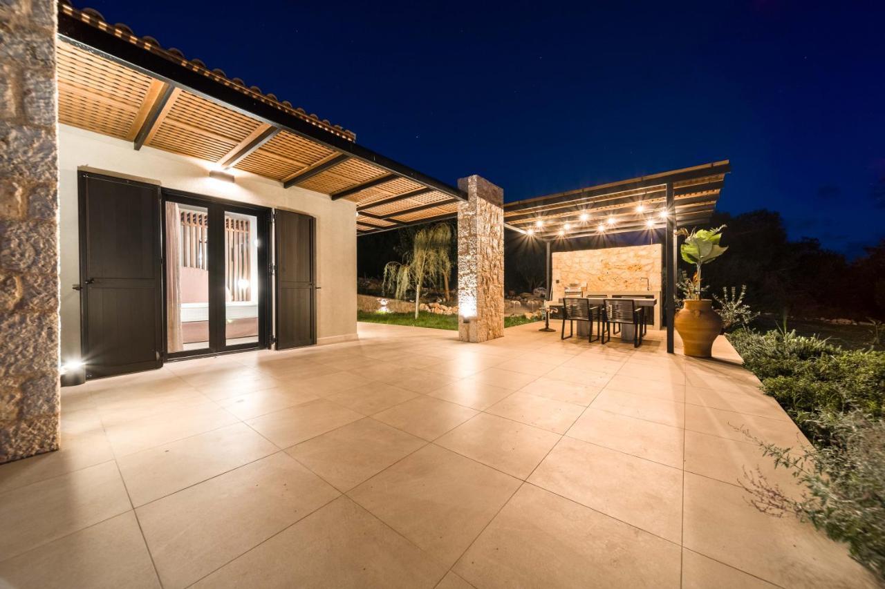 Ktima Agrapidos - Grandpa Villa Poros  Exteriör bild