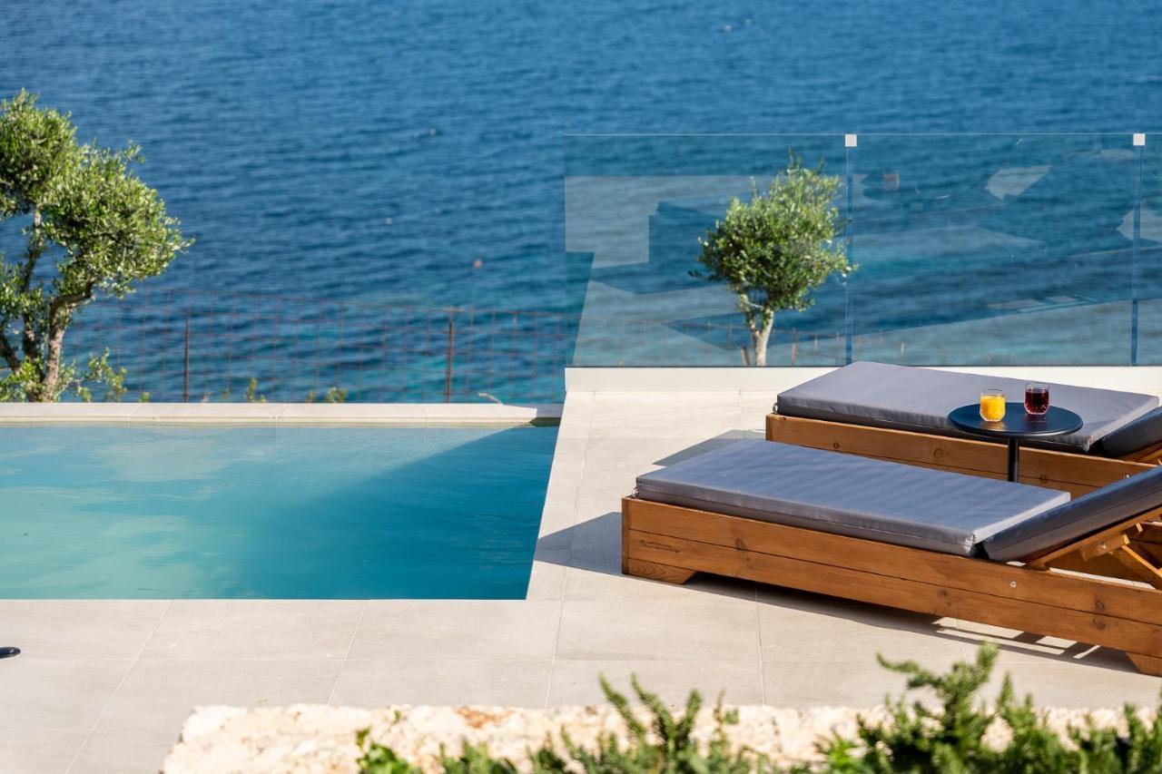 Ktima Agrapidos - Grandpa Villa Poros  Exteriör bild