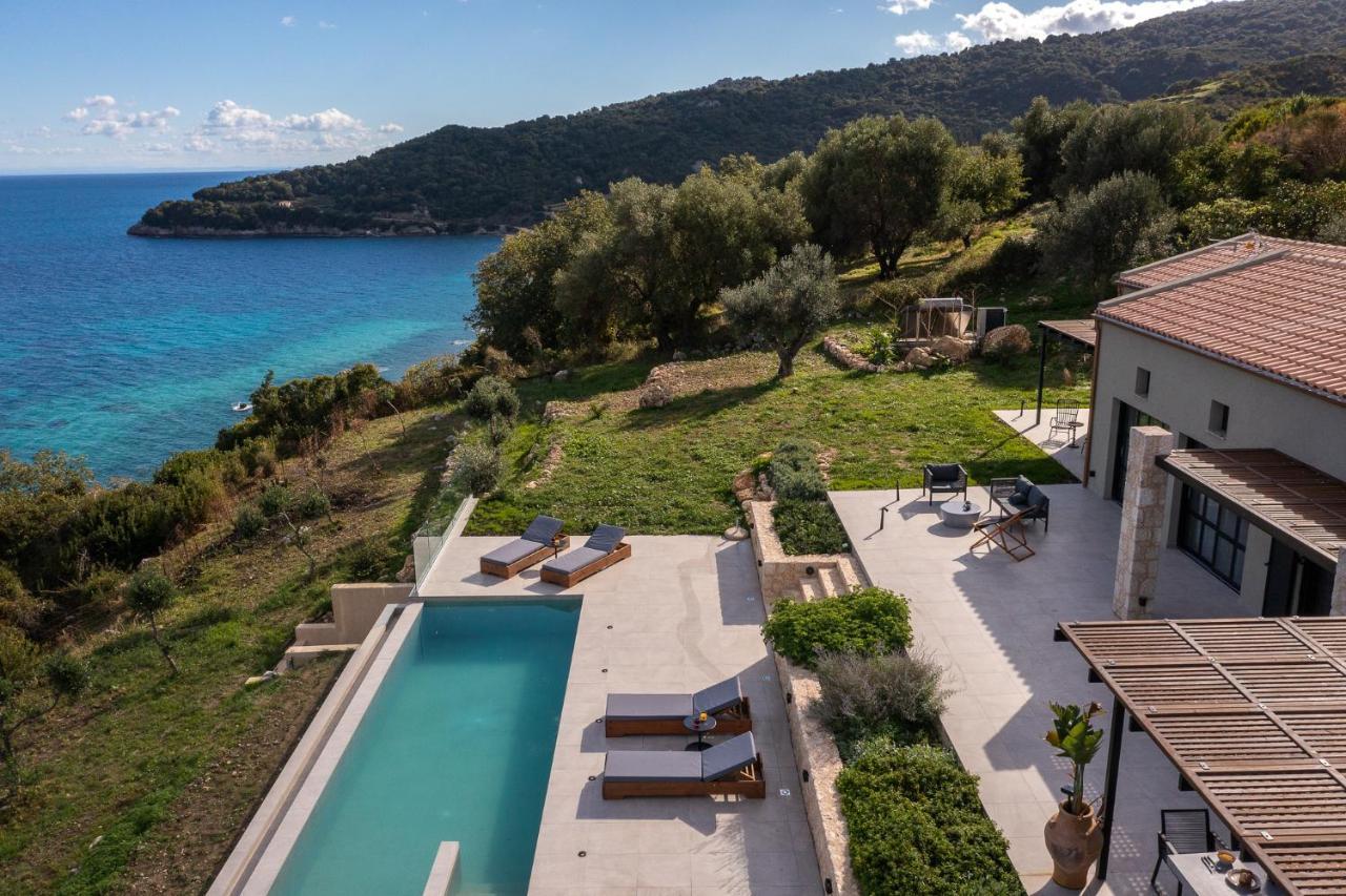 Ktima Agrapidos - Grandpa Villa Poros  Exteriör bild
