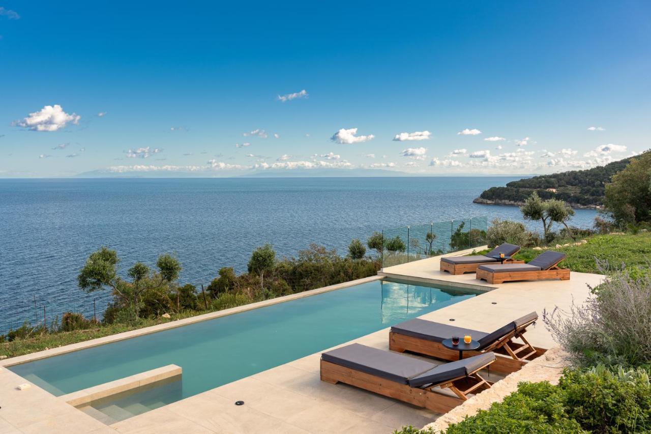 Ktima Agrapidos - Grandpa Villa Poros  Exteriör bild