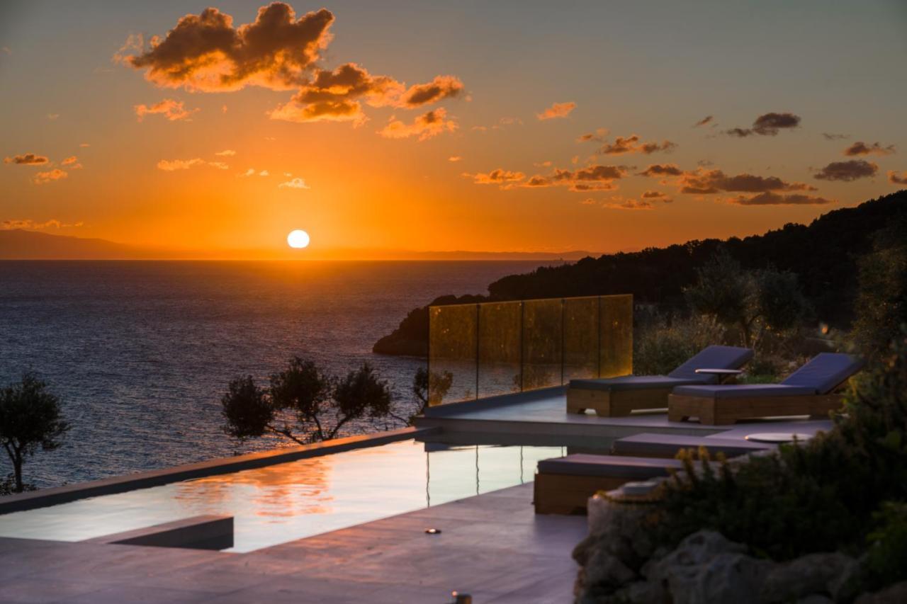 Ktima Agrapidos - Grandpa Villa Poros  Exteriör bild