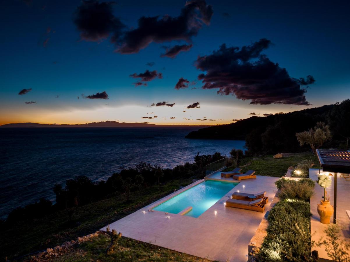 Ktima Agrapidos - Grandpa Villa Poros  Exteriör bild